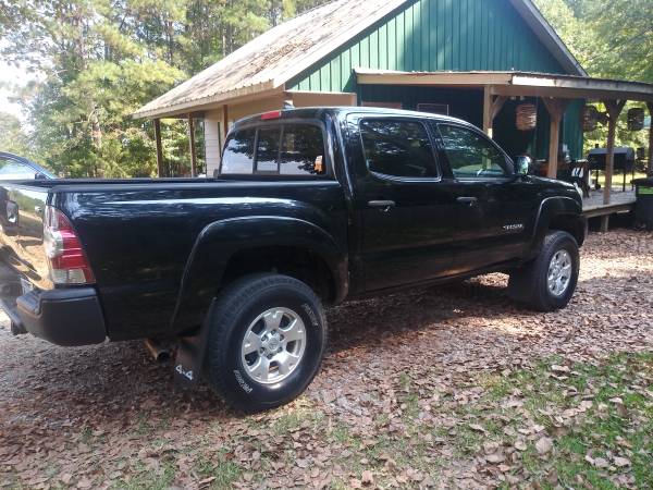 2014 toyota tacoma double cab for sale in Starkville, MS – photo 3