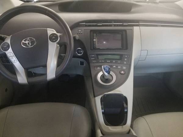 2011 Toytoa Prius IV Great Gas Mileage - Leather w/NAV & Back-up!!!... for sale in Tulsa, OK – photo 15