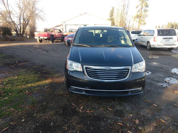 2012 town and country 117000 - cars & trucks - by owner - vehicle... for sale in Spokane, WA – photo 2
