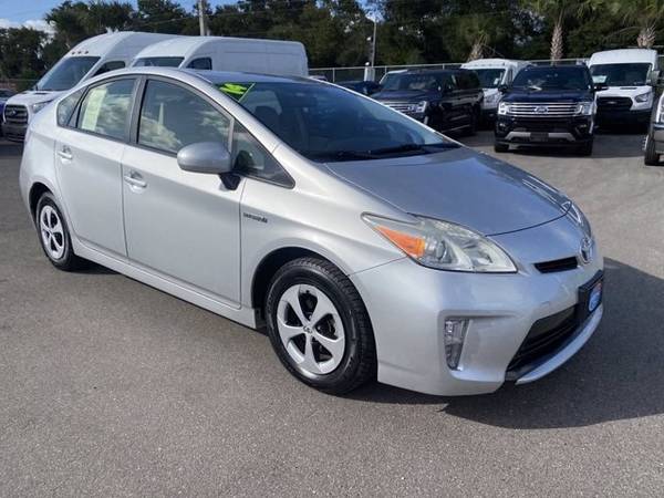 2014 Toyota Prius Three - cars & trucks - by dealer - vehicle... for sale in Sarasota, FL – photo 2