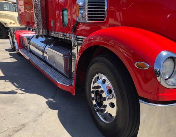 Freightliner for sale in Los Angeles, TX – photo 3