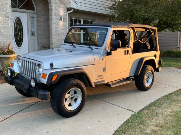 Jeep Wranglers 2003 -2004 clean for sale in Frankfort, IL – photo 5