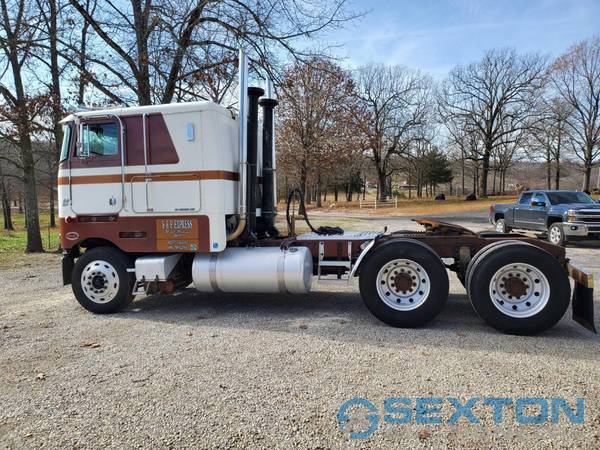 1982 Peterbilt 362 - cars & trucks - by owner - vehicle automotive... for sale in Pomona, MO – photo 6