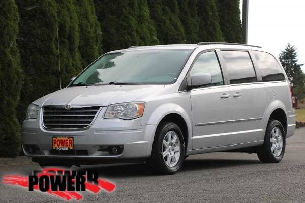 2010 Chrysler Town & Country Touring Minivan, Passenger for sale in Salem, OR – photo 12