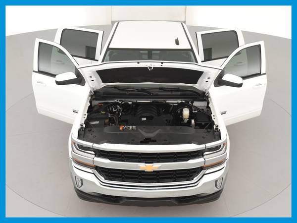 2018 Chevy Chevrolet Silverado 1500 Crew Cab LT Pickup 4D 5 3/4 ft for sale in Lewisville, TX – photo 22