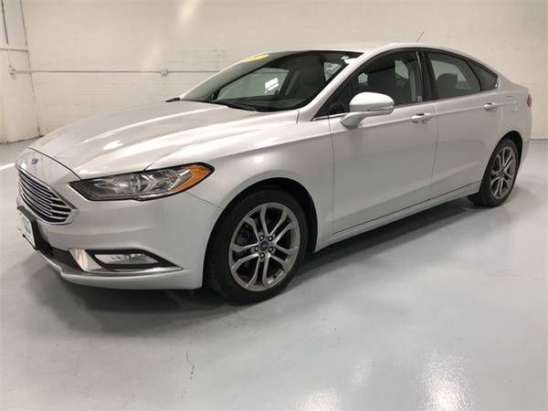 2017 Ford Fusion SE with - cars & trucks - by dealer - vehicle... for sale in Wapakoneta, IN – photo 3