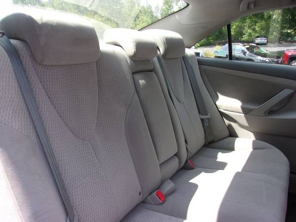 2011 Toyota Camry LE, 121k Miles, Blue/Grey, Auto, P Roof, Alloys for sale in Franklin, MA – photo 12