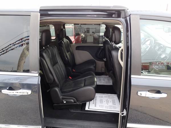 2016 Chrysler Town & Country Touring L - - by dealer for sale in Baltimore, MD – photo 12