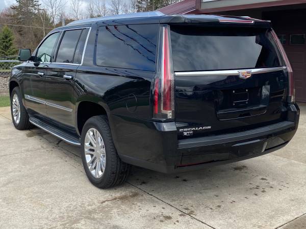 2016 CADILLAC ESCALADE ESV, LEATHER, LOADED, 84, XXX MILES - cars for sale in Cambridge, MN – photo 3