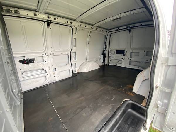 2014 GMC Savana G-2500 Cargo Van RUNS ON PROPANE OR GAS - cars & for sale in Swartz Creek,MI, OH – photo 13
