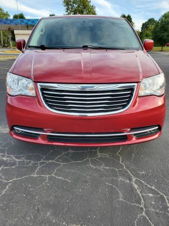 2014 Chrysler Town & Country Touring for sale in Richmond, OH – photo 8