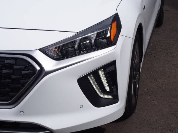 2020 Hyundai IONIQ Hybrid Limited - - by dealer for sale in Beaverton, OR – photo 12
