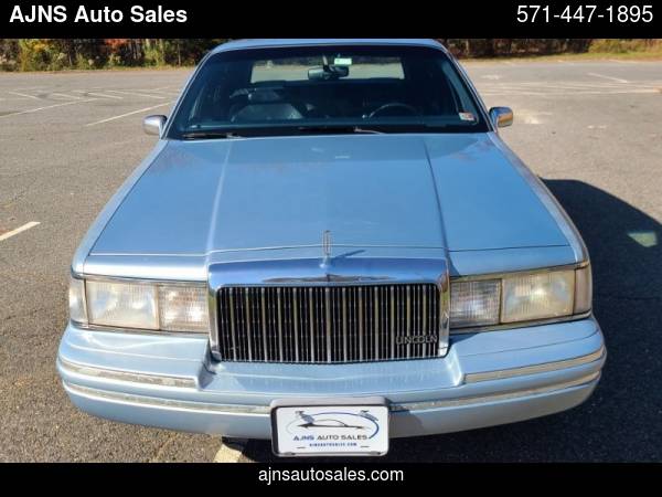 1993 LINCOLN TOWN CAR EXECUTIVE - cars & trucks - by dealer -... for sale in Alexandria, District Of Columbia – photo 5