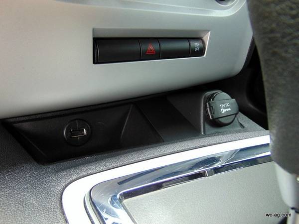 2010 Dodge Challenger SE Coupe | 3.5L V6 HO, Backup Camera,... for sale in Portland, OR – photo 15