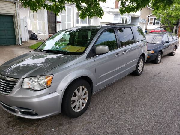 2015 Town and Country for sale in Jamaica, NY – photo 2