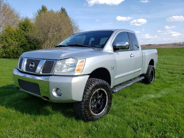 2004 Nissan Titan LE 4WD for sale in Oostburg, WI – photo 2
