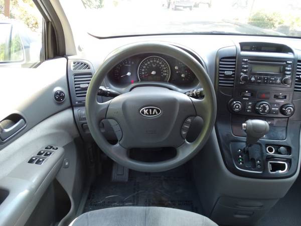 2008 *Kia* *Sedona EX Capt.chair* *Low Miles, Warranty, for sale in Forest Grove, OR – photo 9