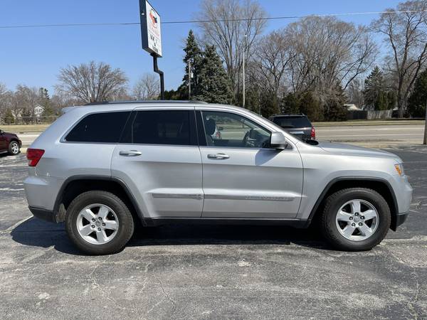 2011 Jeep Grand Cherokee - - by dealer - vehicle for sale in Green Bay, WI – photo 9