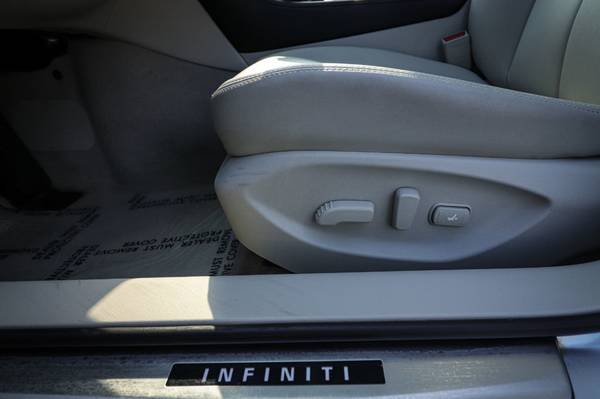 2016 *INFINITI* *Q50* *4dr Sedan 3.0t Premium AWD* L for sale in Oak Forest, IL – photo 14