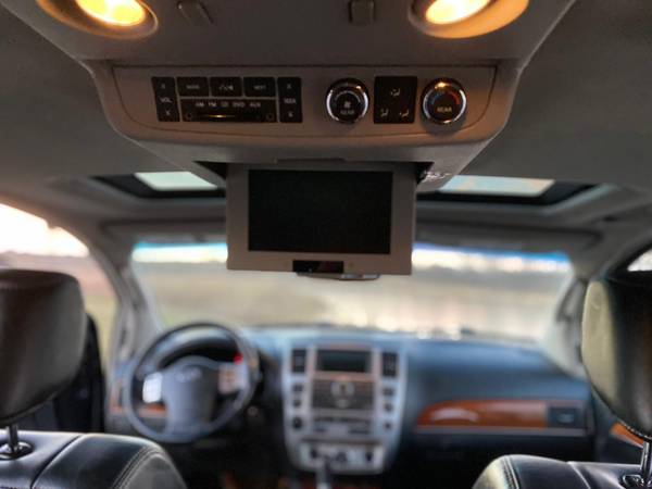 2008 Infiniti QX56 4x4 CLEAN - cars & trucks - by owner - vehicle... for sale in Lake Bluff, IL – photo 19