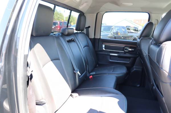 2014 RAM 2500 LARAMIE CREW CAB 6 7L CUMMINS 4X4 TRIPLE BLACK - cars for sale in Plaistow, MA – photo 19