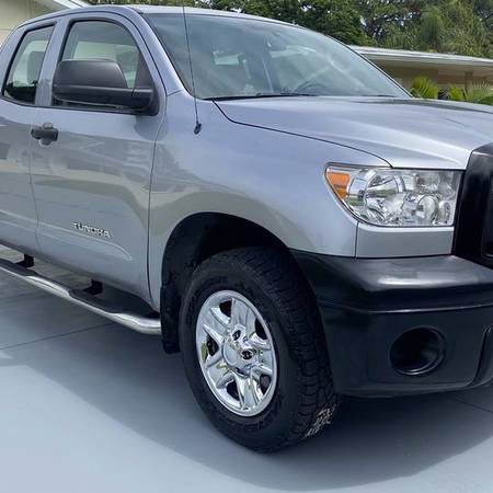 2012 Toyota Tundra 4WD Truck Double Cab 4.6L V8 6-Spd AT (Natl) -... for sale in Venice, FL – photo 2
