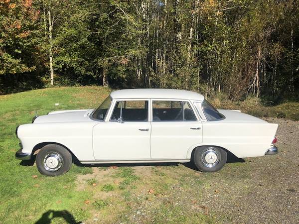 Classic Mercedes Benz 200 for sale in Bellingham, WA – photo 2