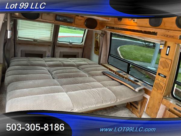 1994 CHEVROLET G20 Sportvan Explorer Conversion Power Bench/BED Wood for sale in Milwaukie, OR – photo 8