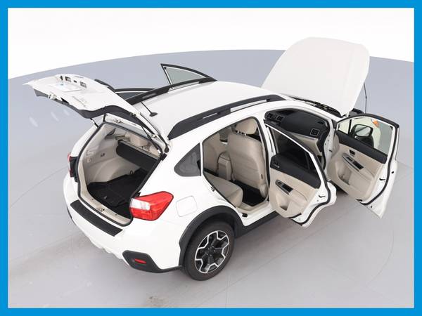 2015 Subaru XV Crosstrek Premium Sport Utility 4D hatchback White for sale in Sacramento , CA – photo 19