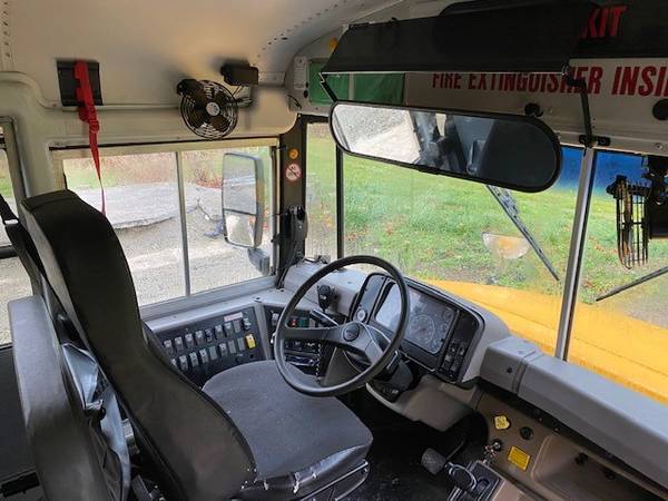 2006 Thomas FS65 School Bus for sale in Camano Island, WA – photo 6