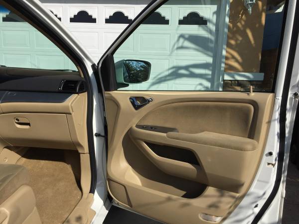 2008 Honda Odyssey, 91541 Miles, White, Clean Title, No Accidents for sale in Norwalk, CA – photo 12