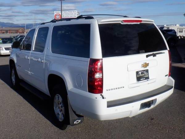 2010 Chevrolet Suburban LT 1500 4WD - cars & trucks - by dealer -... for sale in Helena, MT – photo 17