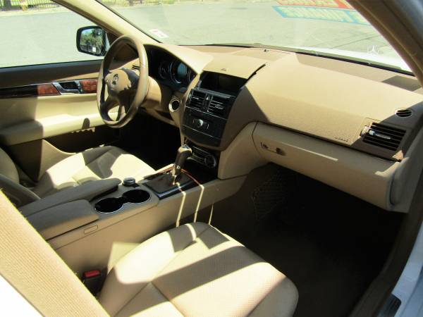 2008 Mercedes Benz C300 Luxury LOW MILES for sale in Stockton, CA – photo 9