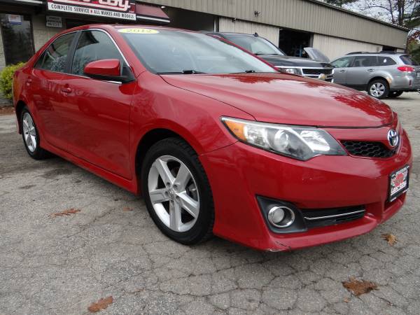 2012 Toyota Camry SE - - by dealer - vehicle for sale in Londonderry, VT – photo 3