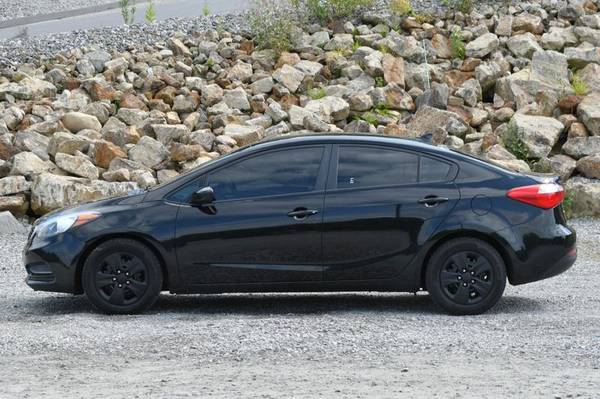 2015 *Kia* *Forte* *LX* - cars & trucks - by dealer - vehicle... for sale in Naugatuck, CT – photo 2
