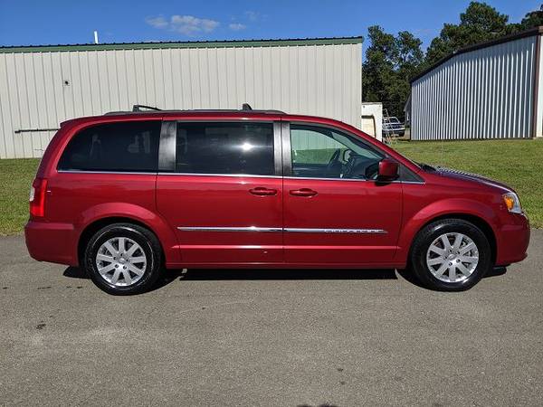 2014 Chrysler Town & Country Touring, Camera, DVD, Power Doors/Hatch!! for sale in Sanford, NC – photo 5
