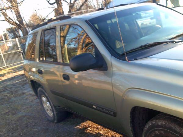 2003 Chevy Trailblazer - cars & trucks - by owner - vehicle... for sale in South Glens Falls, NY – photo 2