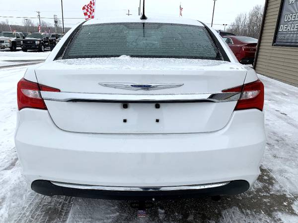 2012 Chrysler 200 4dr Sdn LX - - by dealer - vehicle for sale in Chesaning, MI – photo 21
