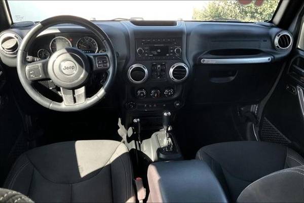 2018 Jeep Wrangler Unlimited JK 4WD Sahara 4x4 SUV - cars & trucks -... for sale in Bend, OR – photo 14