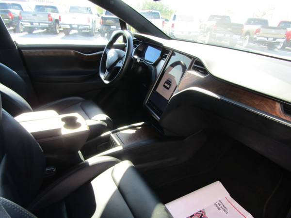 2019 Tesla Model X 75D AWD Midnight Silver Met for sale in Omaha, NE – photo 12
