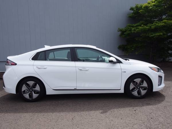 2020 Hyundai IONIQ Hybrid Limited - - by dealer for sale in Beaverton, OR – photo 2