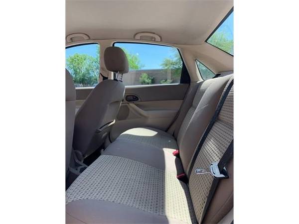 2007 Ford Focus SE - sedan - cars & trucks - by dealer - vehicle... for sale in Addison, IL – photo 13