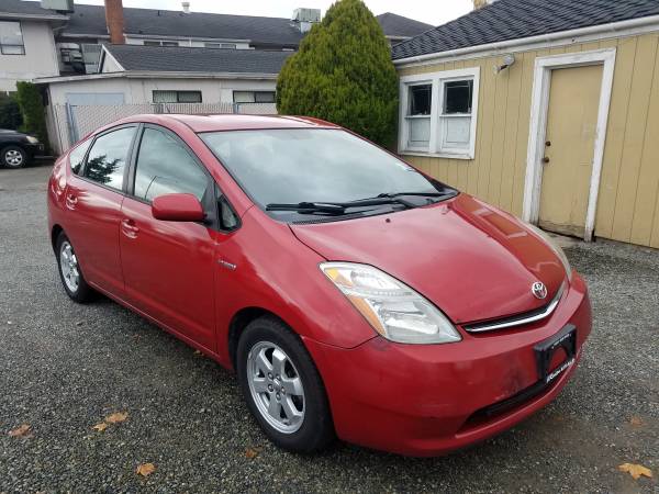 2007 Toyota Prius *Back up camera* *Great on gas - cars & trucks -... for sale in Renton, WA – photo 3