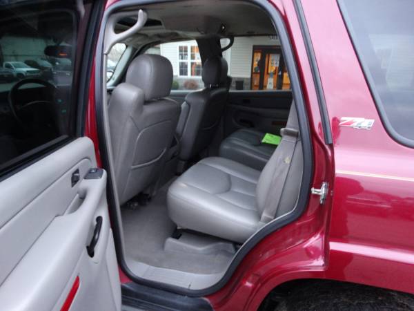 ** 2005 Chevrolet Tahoe Fully Loaded 4x4 5.3L V8** - cars & trucks -... for sale in Medina, OH – photo 11