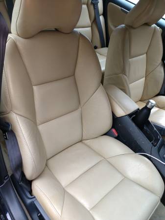 2004 Volvo V70 R Wagon Low Miles for sale in Great Neck, NY – photo 16