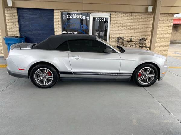 2012 Ford Mustang V6 - - by dealer - vehicle for sale in Forsyth, AR – photo 8