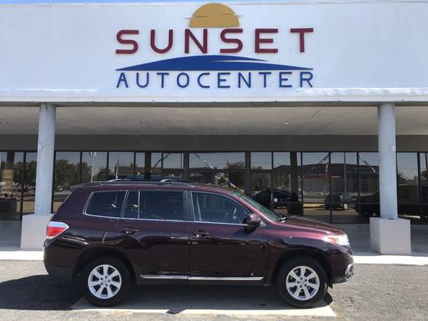 2011 Toyota Highlander - Financing Available! - cars & trucks - by... for sale in Las Cruces, NM – photo 2