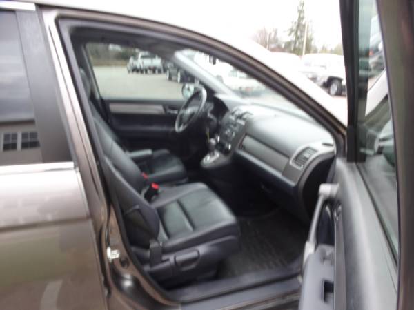 ** 2010 Honda CR-V Leather Interior, Moon Roof** - cars & trucks -... for sale in Medina, OH – photo 12