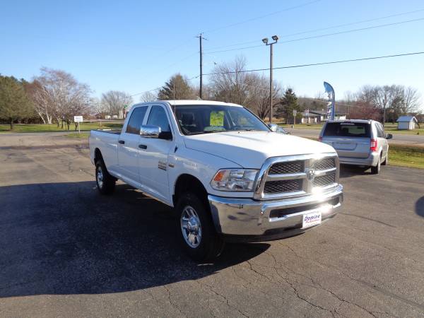 2017 RAM 2500 CREW 8Foot Bed RUST FREE - cars & trucks - by dealer -... for sale in Loyal, WI – photo 15