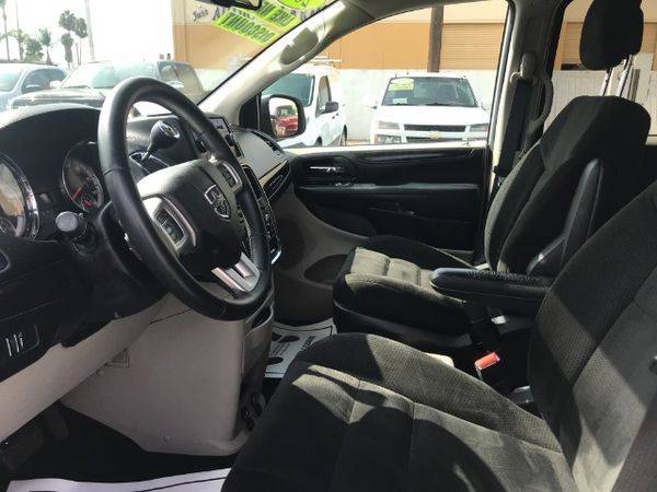 2015 Dodge Grand Caravan SE EASY FINANCING AVAILABLE for sale in Santa Ana, CA – photo 20